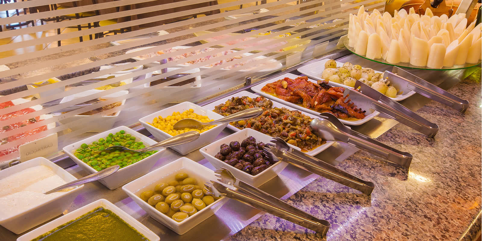 Conservas, frutas...